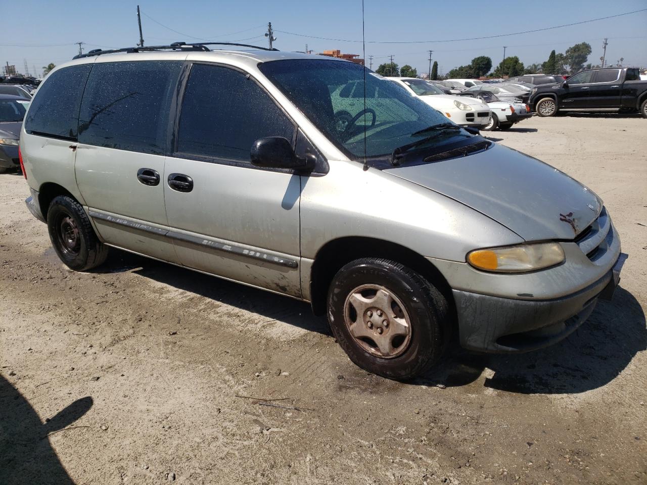 2B4FP25B4YR540266 2000 Dodge Caravan