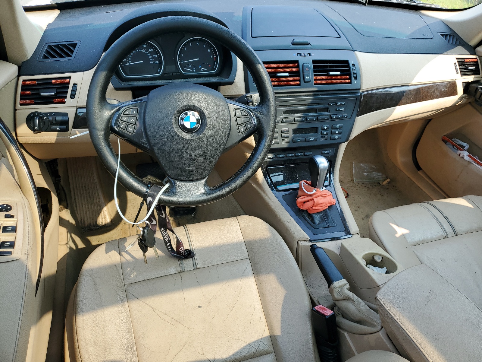 WBXPC93417WJ00417 2007 BMW X3 3.0Si