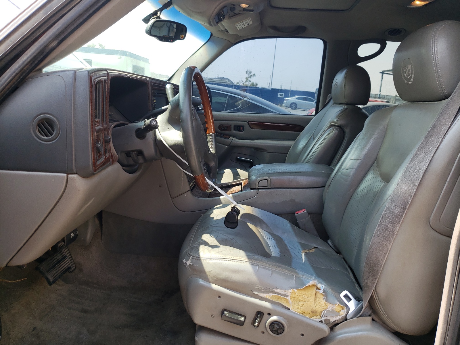 1GYEK63NX3R242881 2003 Cadillac Escalade Luxury