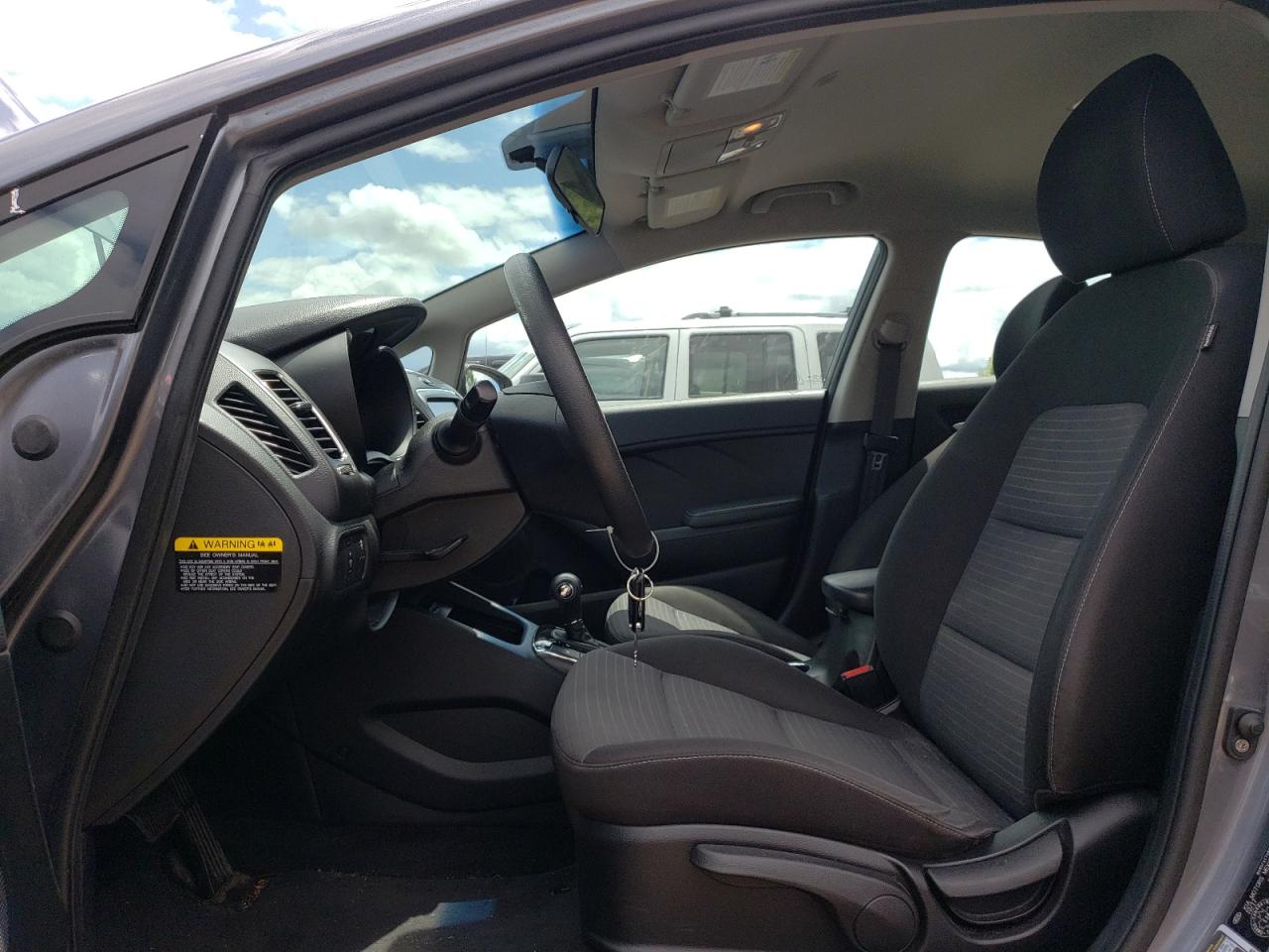 2018 Kia Forte Lx VIN: 3KPFL4A72JE204490 Lot: 62617584