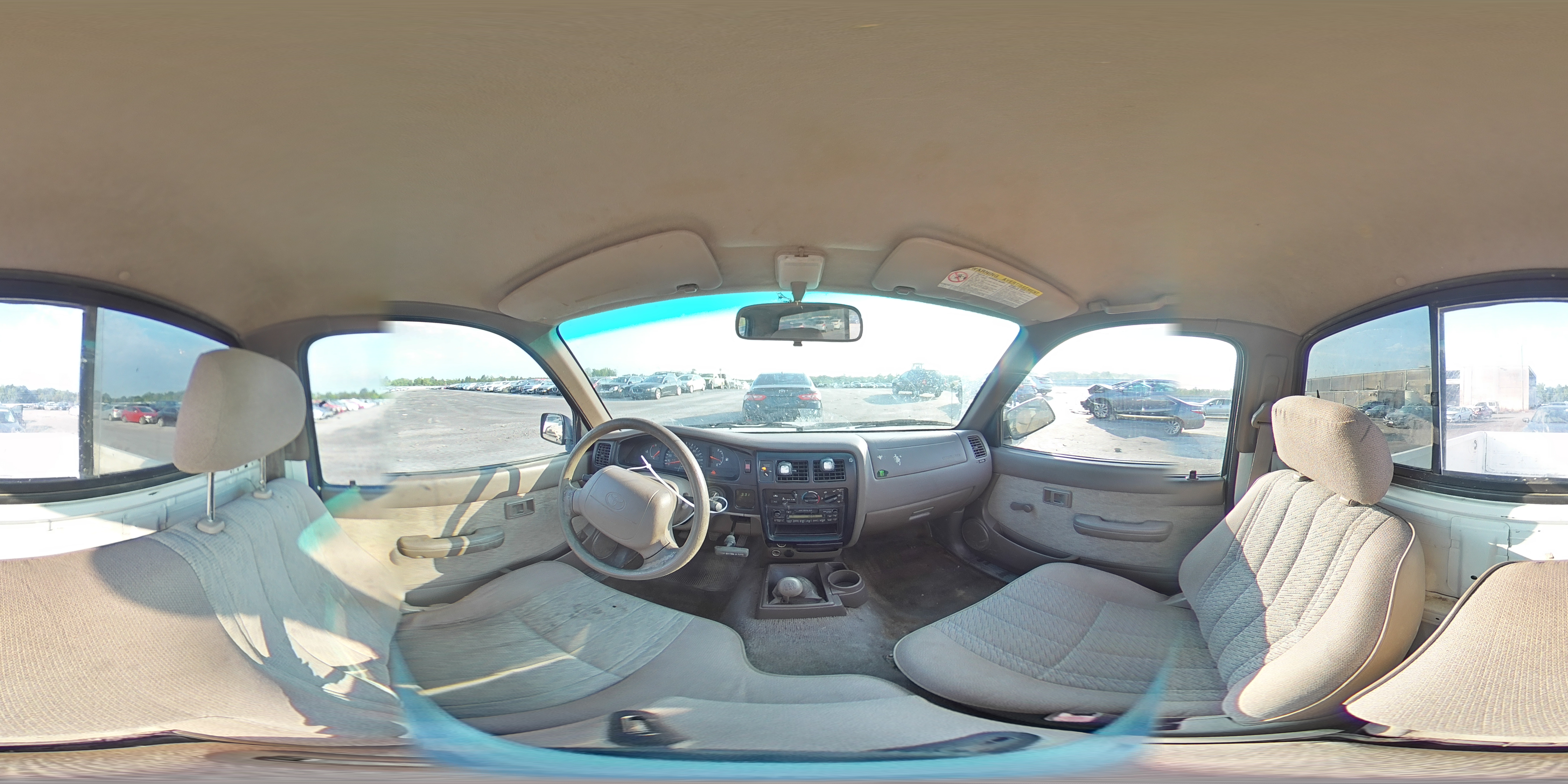 1999 Toyota Tacoma VIN: 4TANL42N2XZ490990 Lot: 63607374