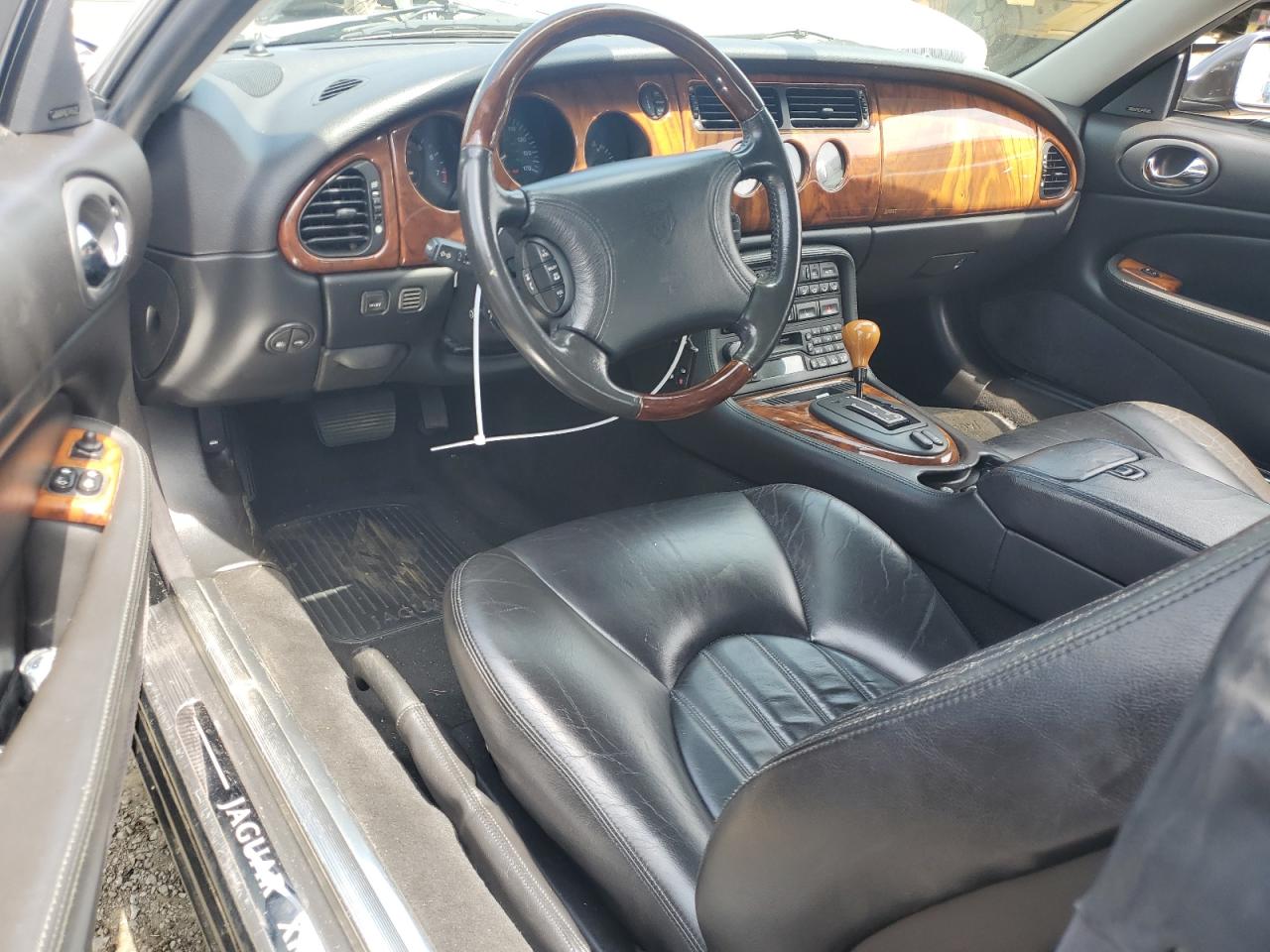 2000 Jaguar Xk8 VIN: SAJJA41C3YNA07903 Lot: 63585684