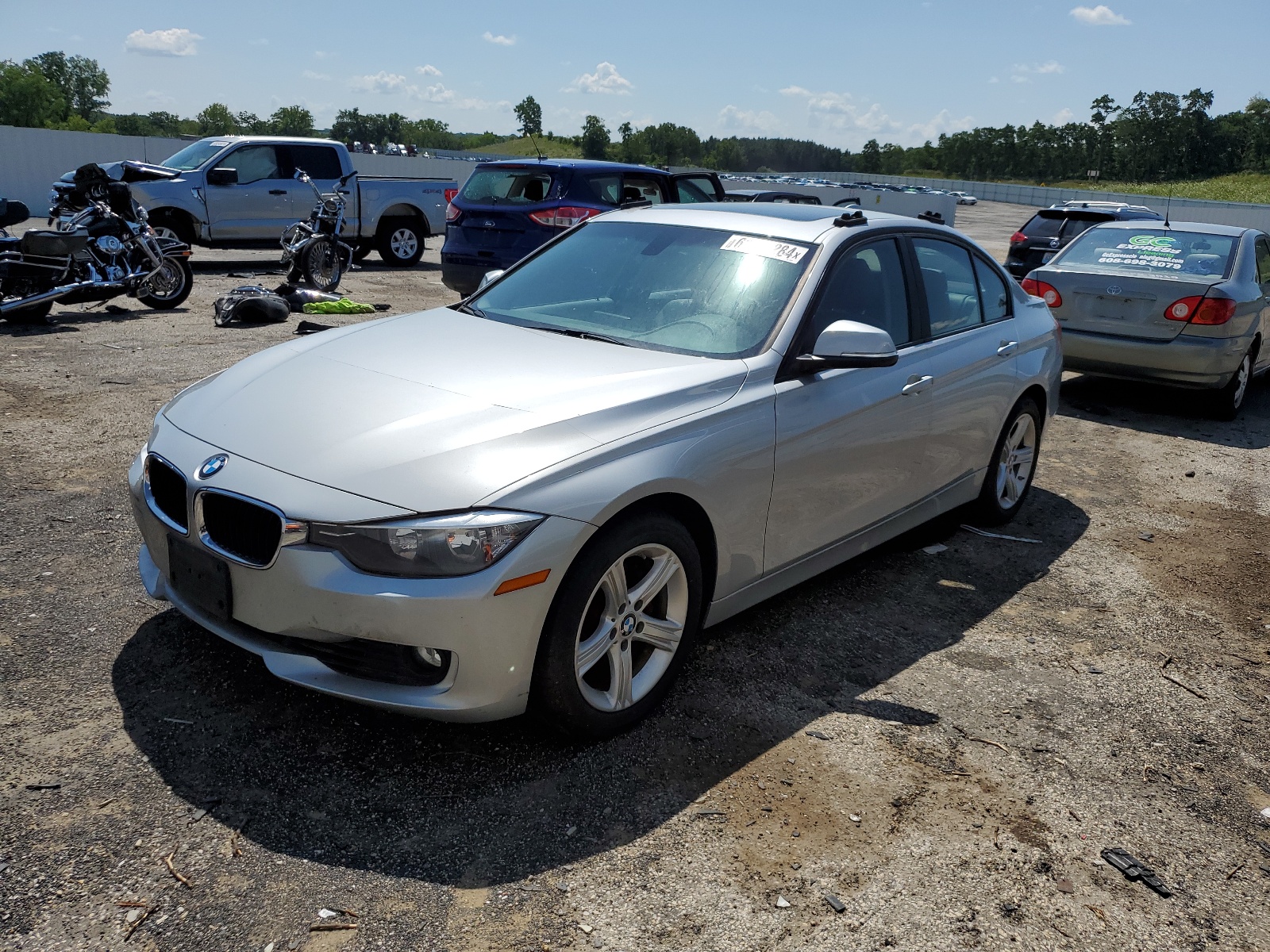 2013 BMW 328 Xi Sulev vin: WBA3B5C58DF593537