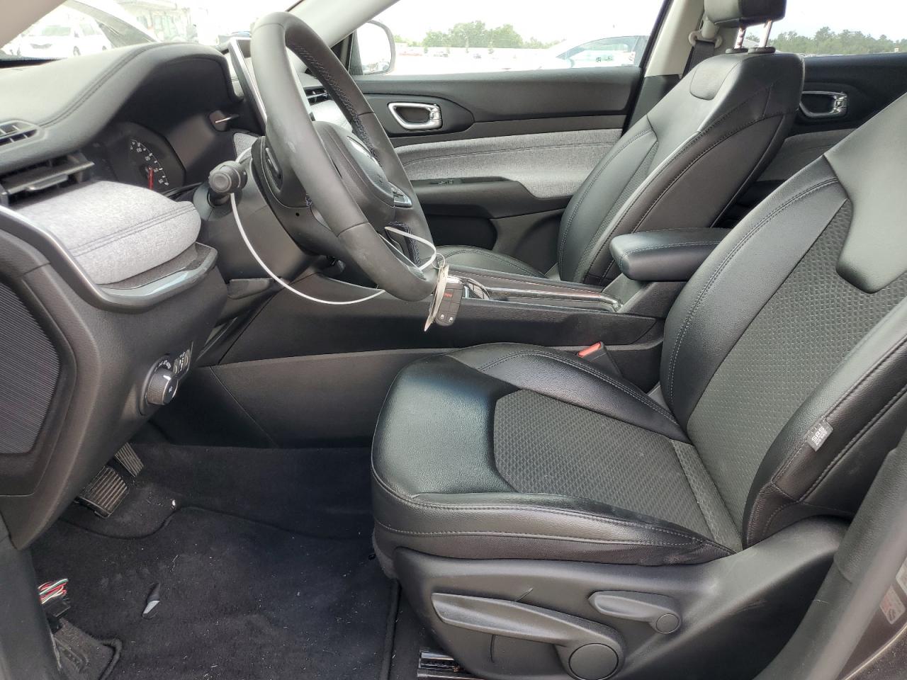 2022 Jeep Compass Latitude VIN: 3C4NJCBB9NT235249 Lot: 59972524