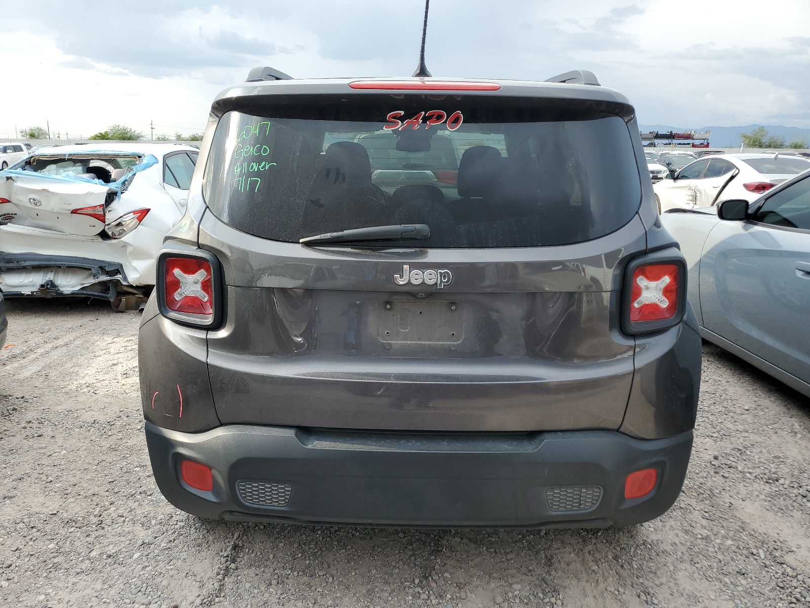 ZACCJABB1HPG38021 2017 Jeep Renegade Latitude