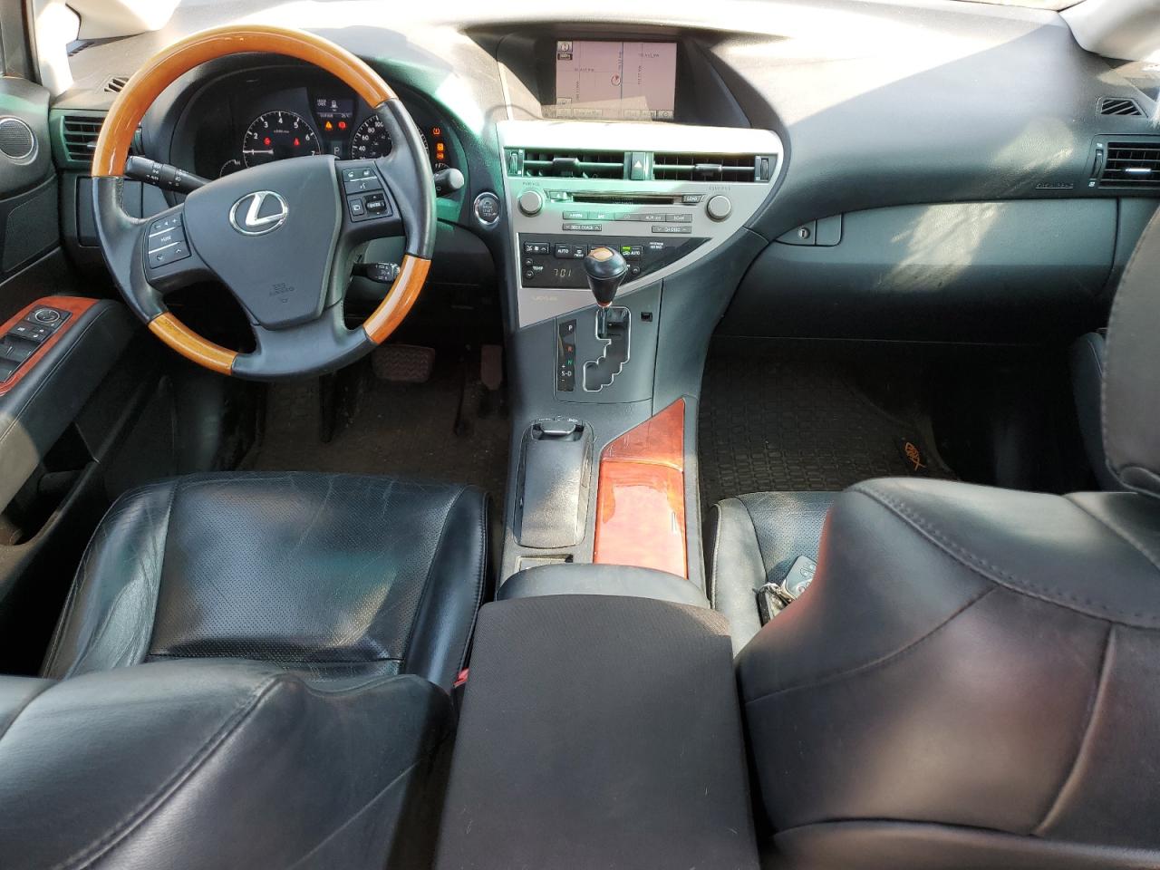2010 Lexus RX - Image 8
