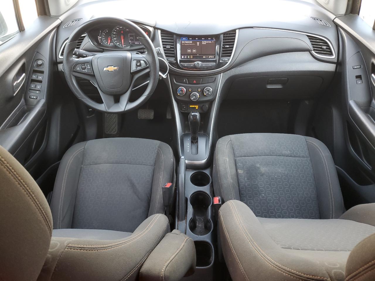 2020 Chevrolet Trax Ls VIN: KL7CJKSB5LB075299 Lot: 63103564