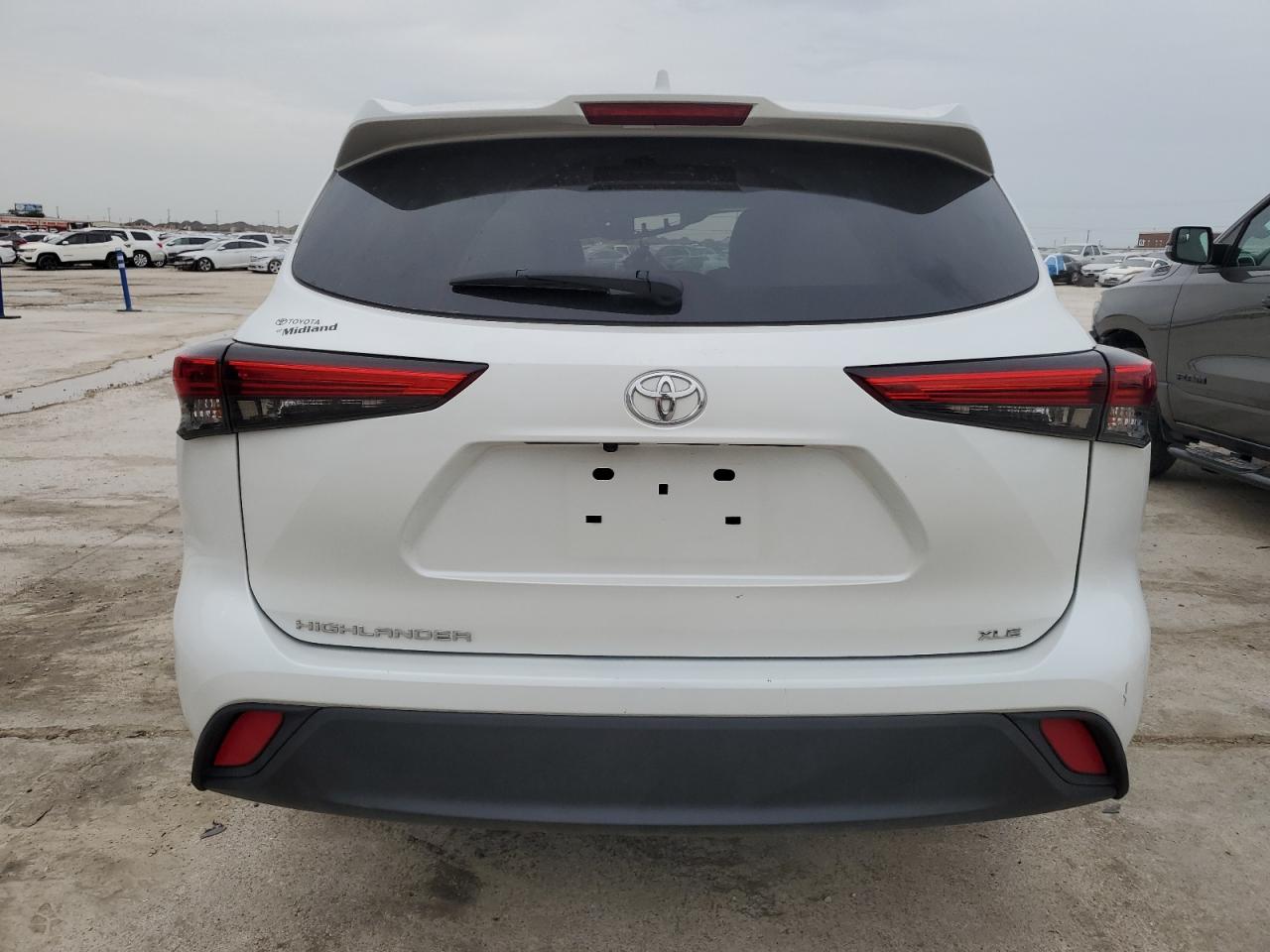 2022 Toyota Highlander Xle VIN: 5TDGZRAH8NS538964 Lot: 63542164