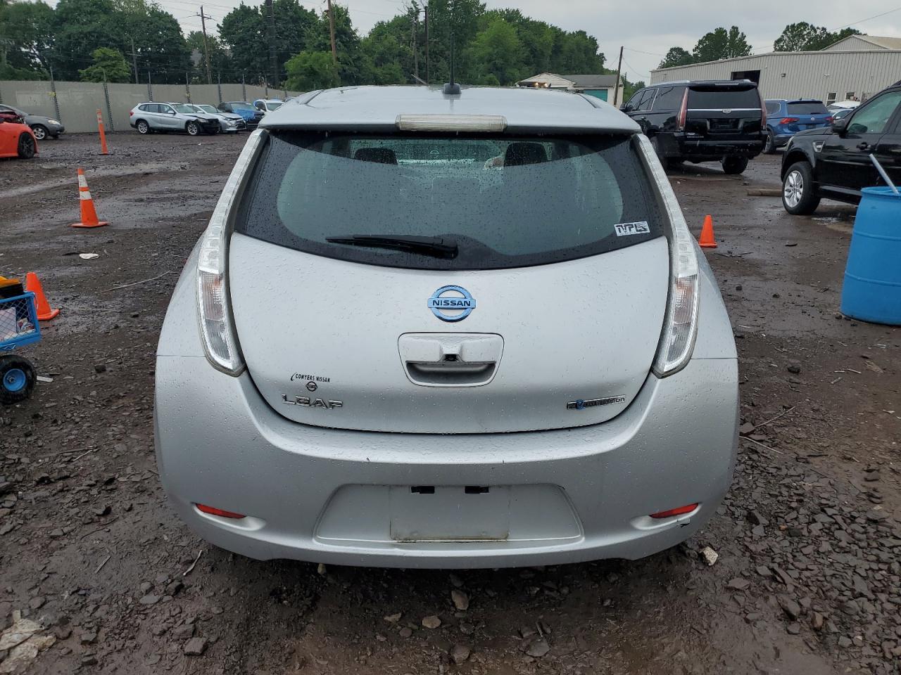 2015 Nissan Leaf S VIN: 1N4AZ0CP5FC321189 Lot: 62860554