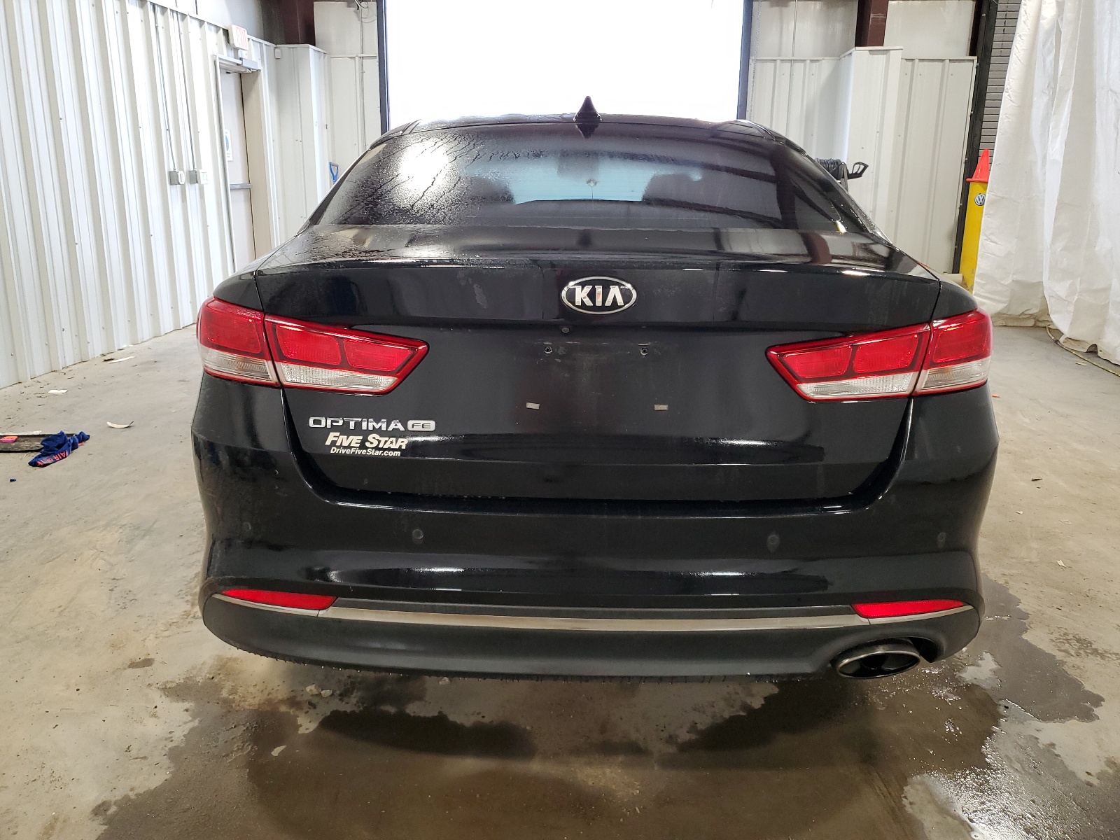 5XXGT4L39HG148001 2017 Kia Optima Lx