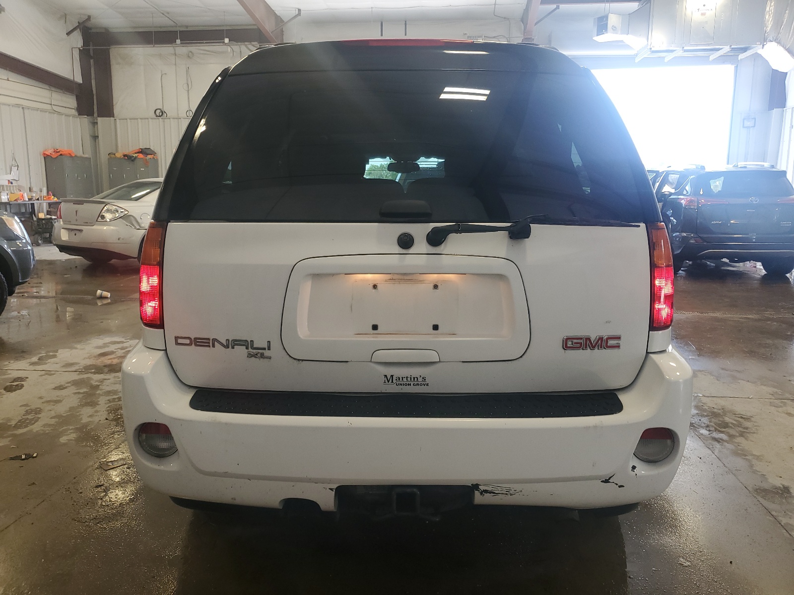 1GKET66M266131323 2006 GMC Envoy Denali Xl