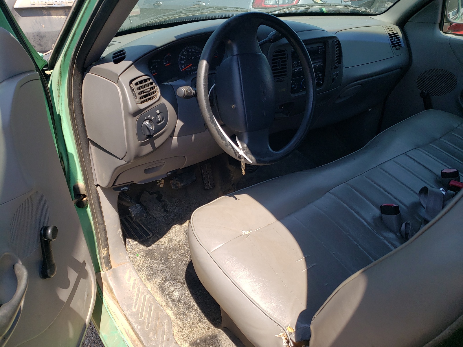 1FTDF1766VKC75464 1997 Ford F150