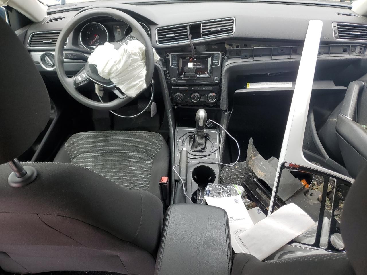 2018 Volkswagen Passat S VIN: 1VWAA7A33JC030710 Lot: 64890264