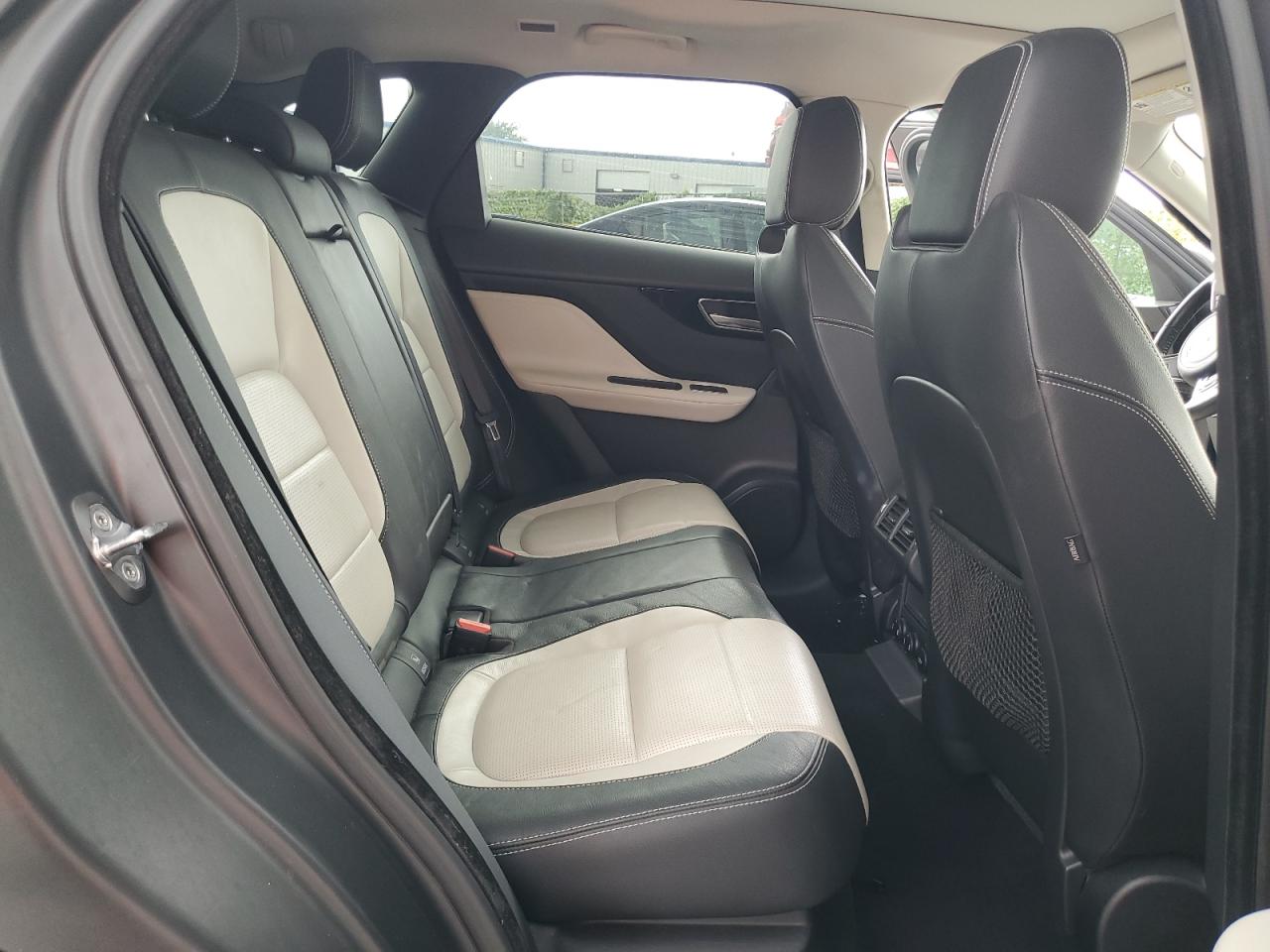 2017 Jaguar F-Pace R - Sport VIN: SADCL2BV9HA062547 Lot: 64357574