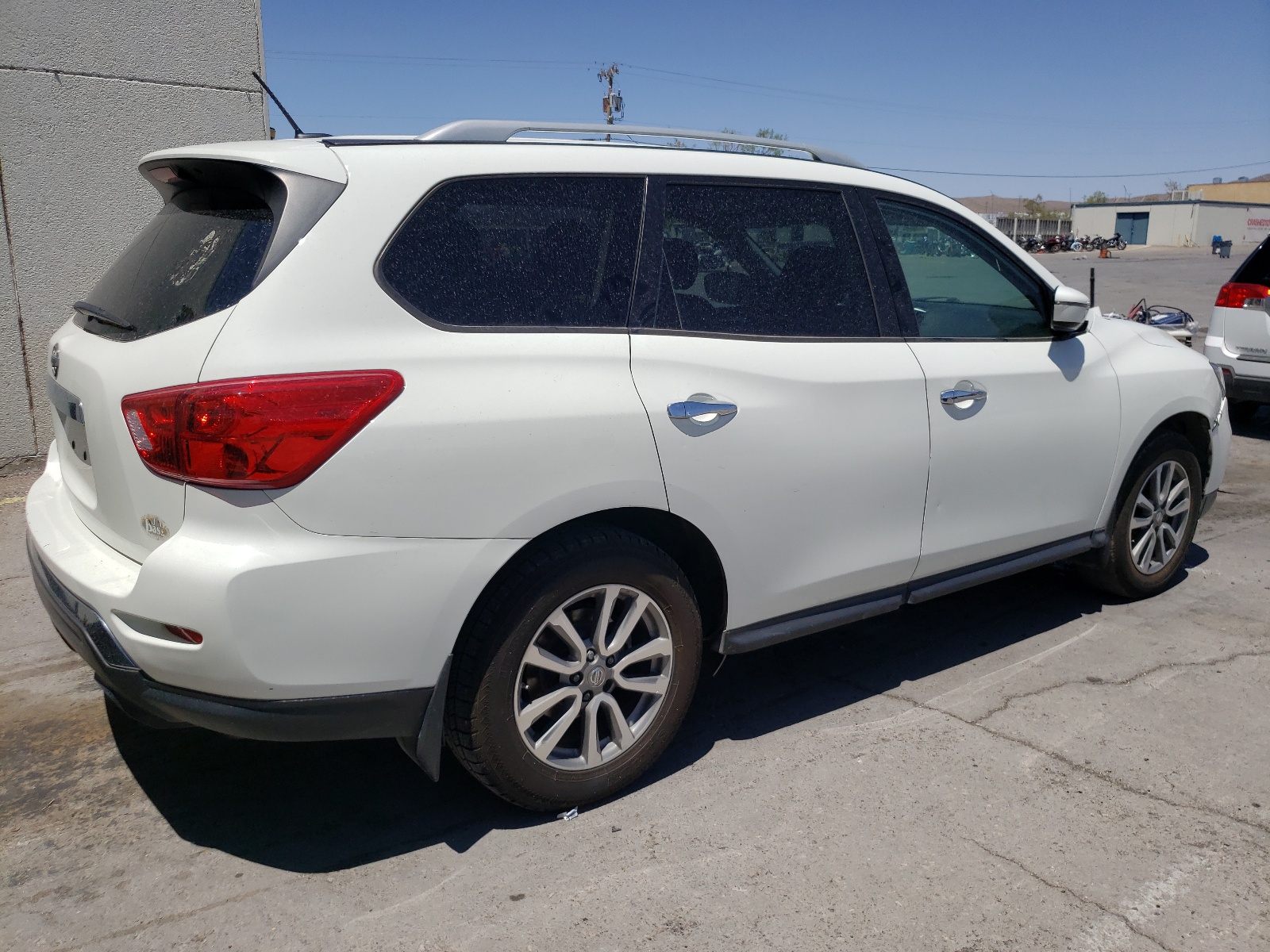 2017 Nissan Pathfinder S vin: 5N1DR2MN2HC683365