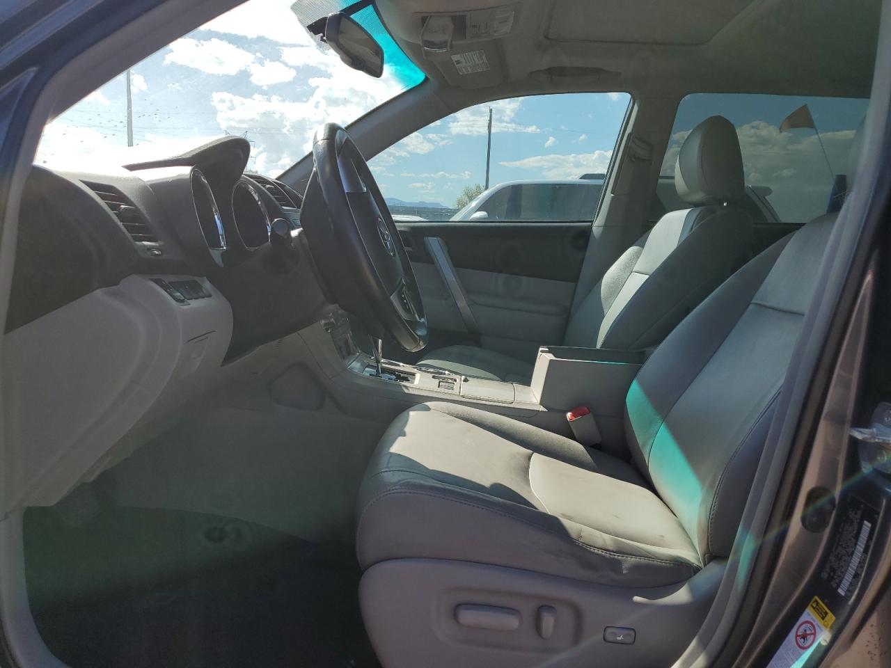 2011 Toyota Highlander Base VIN: 5TDZK3EHXBS049899 Lot: 66849474