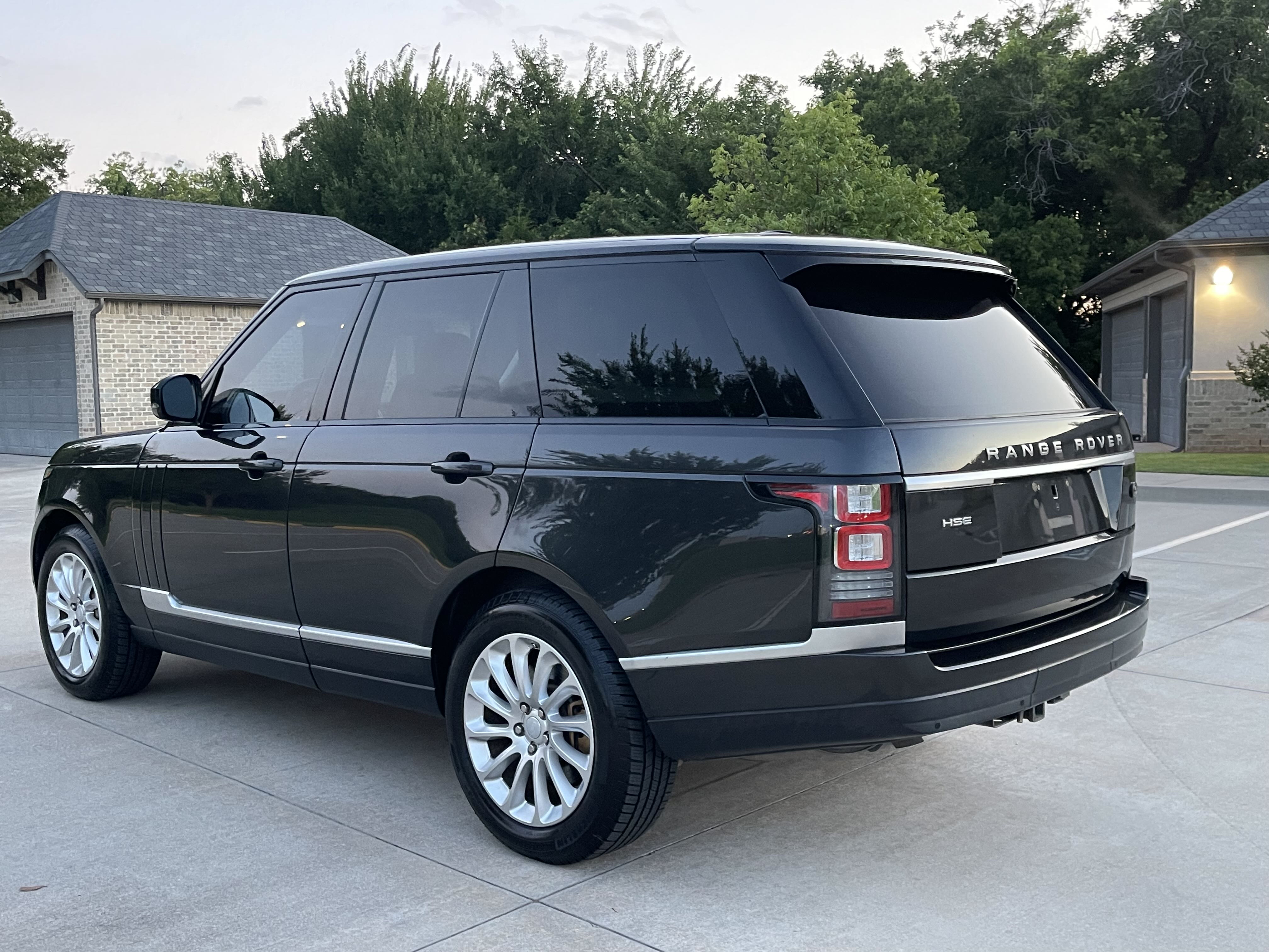 2013 Land Rover Range Rover Hse vin: SALGS2DF8DA105543