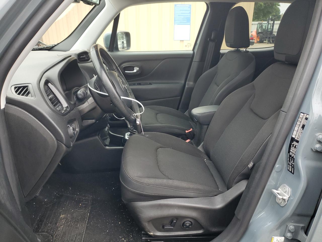 ZACCJABB8JPH76323 2018 Jeep Renegade Latitude