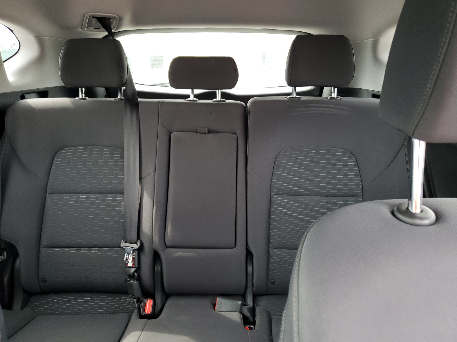 KM8J2CA43KU000468 2019 Hyundai Tucson Se