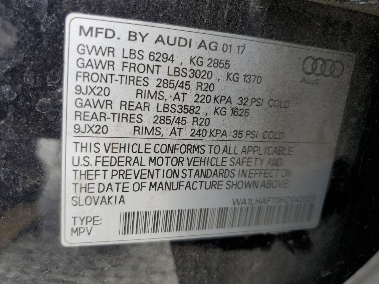 WA1LHAF73HD042029 2017 Audi Q7 Premium Plus