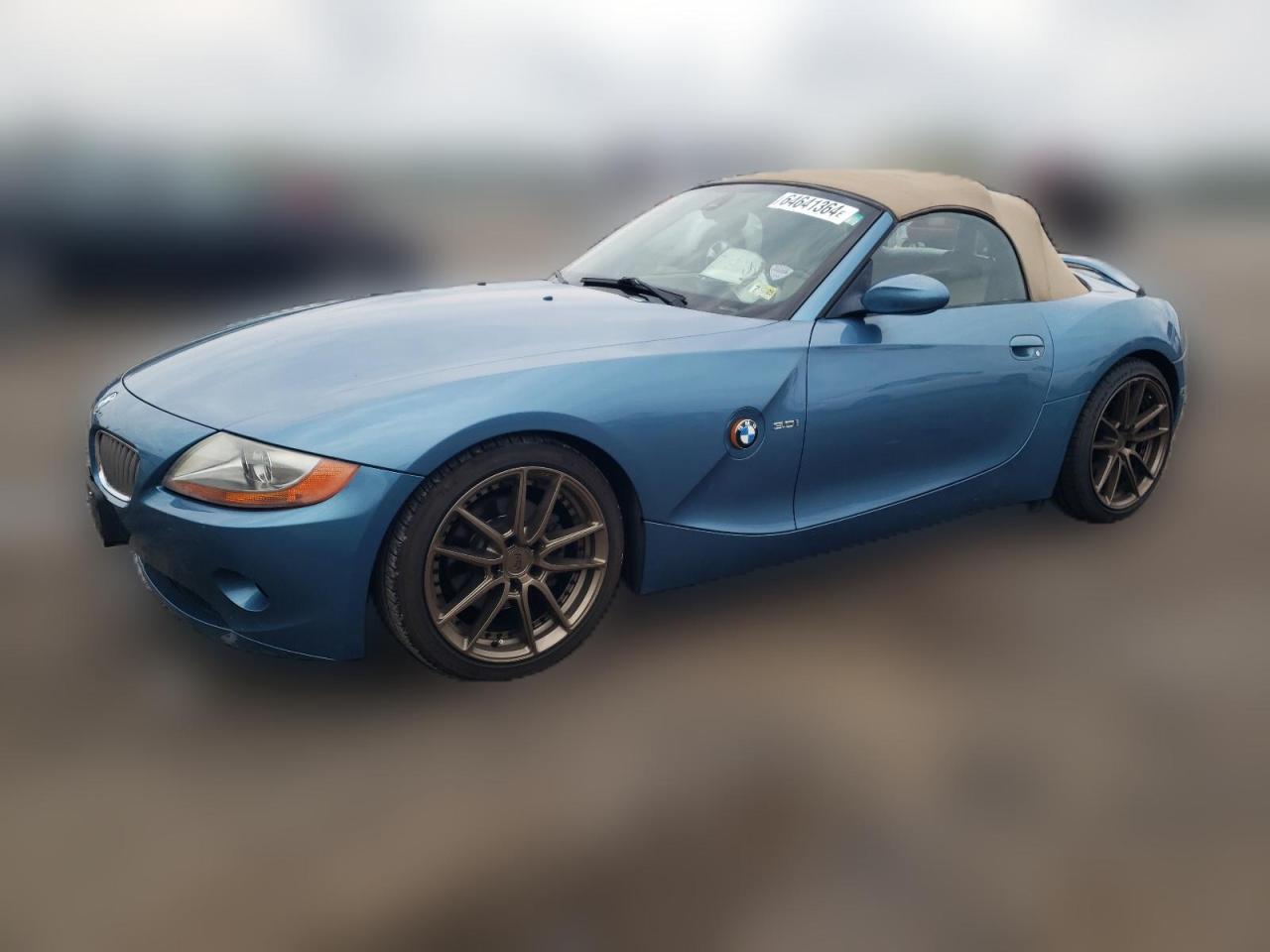 2003 BMW Z4 3.0 VIN: 4USBT53423LU04085 Lot: 64641364