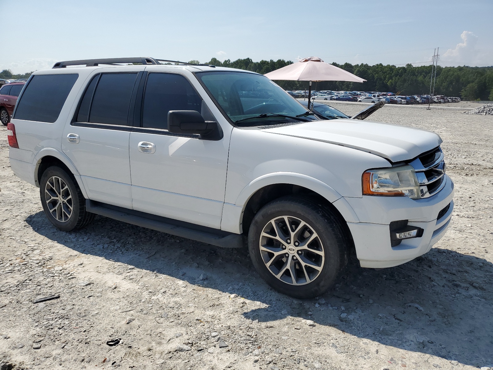 1FMJU1HT6FEF10597 2015 Ford Expedition Xlt