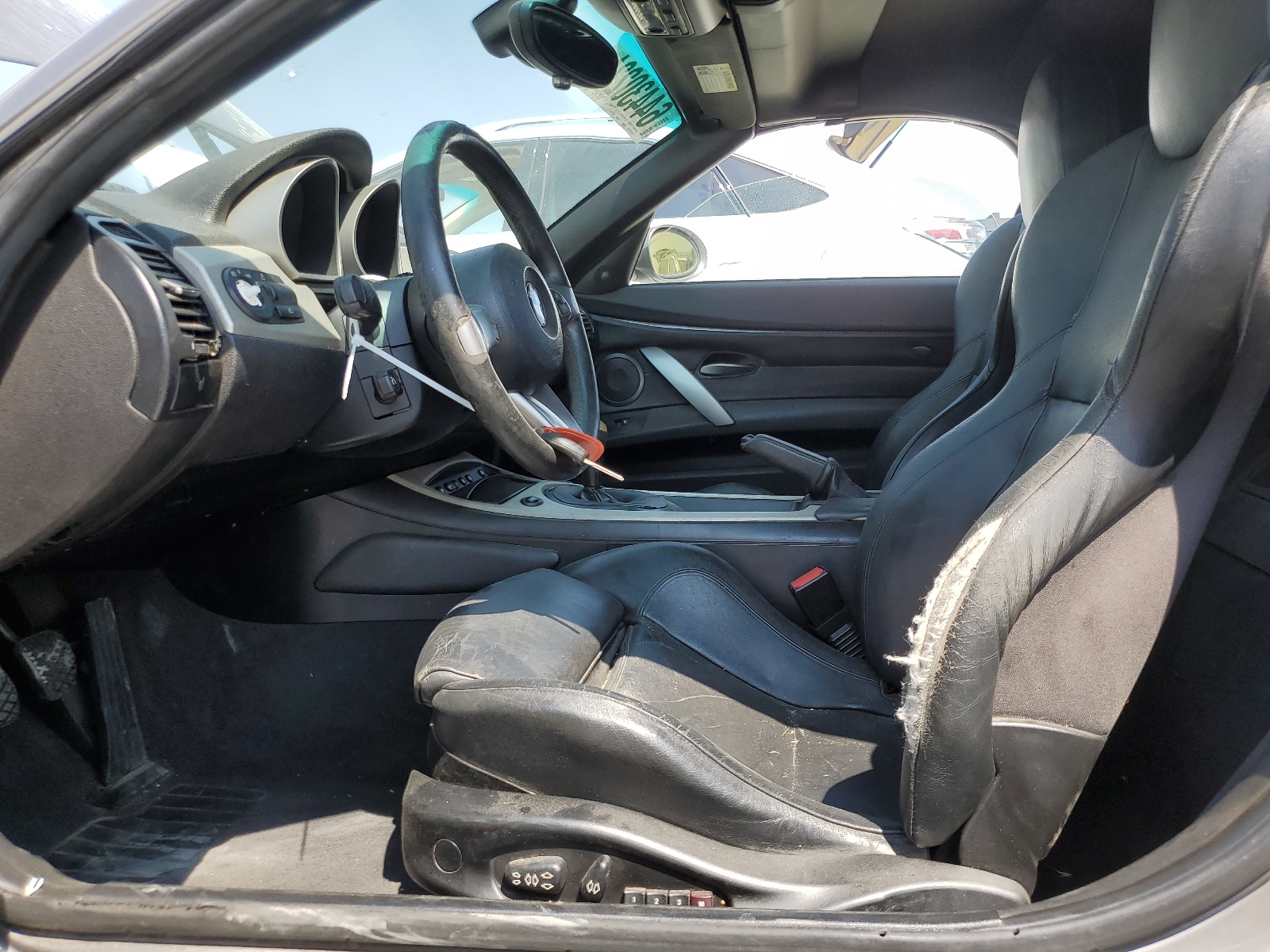 4USBT33535LR71552 2005 BMW Z4 2.5