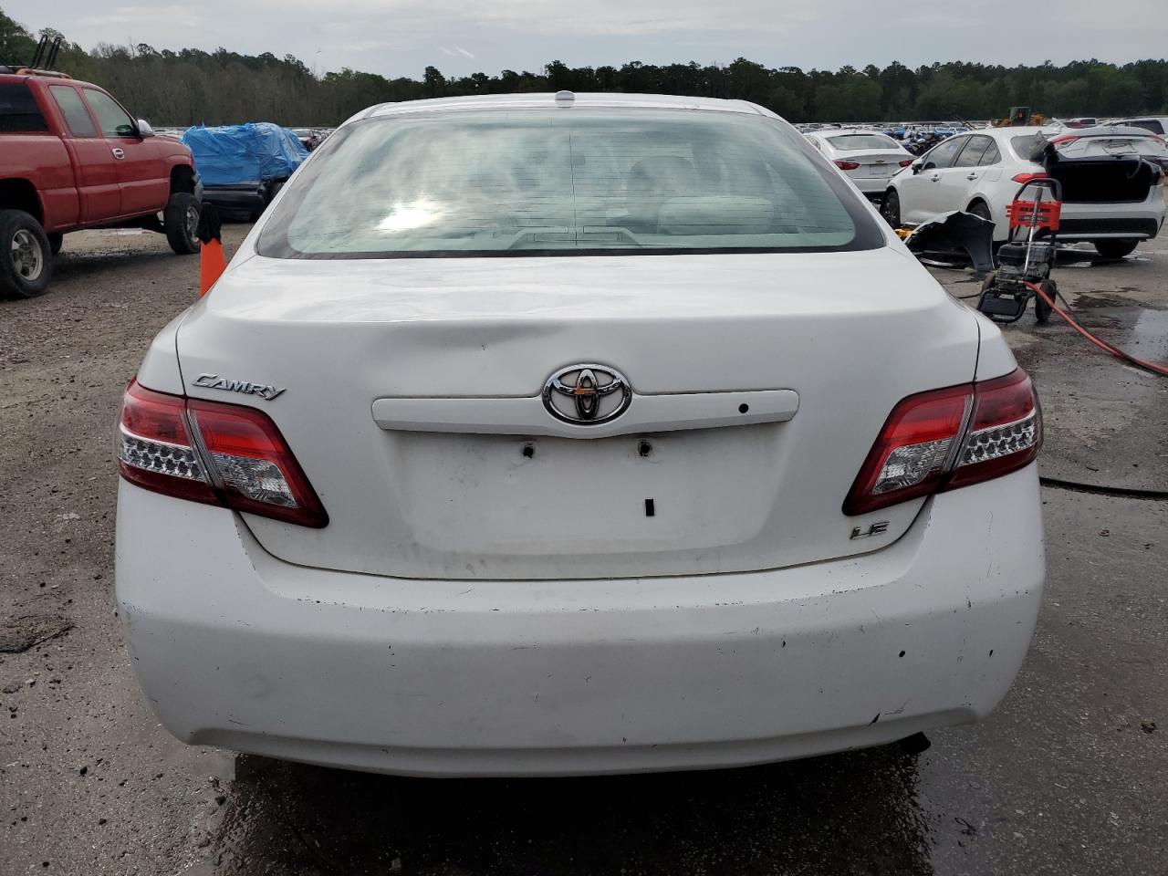 2010 Toyota Camry Base VIN: 4T1BF3EK3AU513476 Lot: 64406894