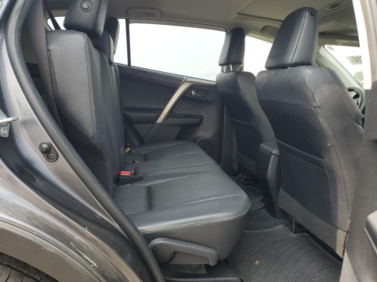 2015 Toyota Rav4 Limited VIN: JTMDFREV5FD172213 Lot: 64209714