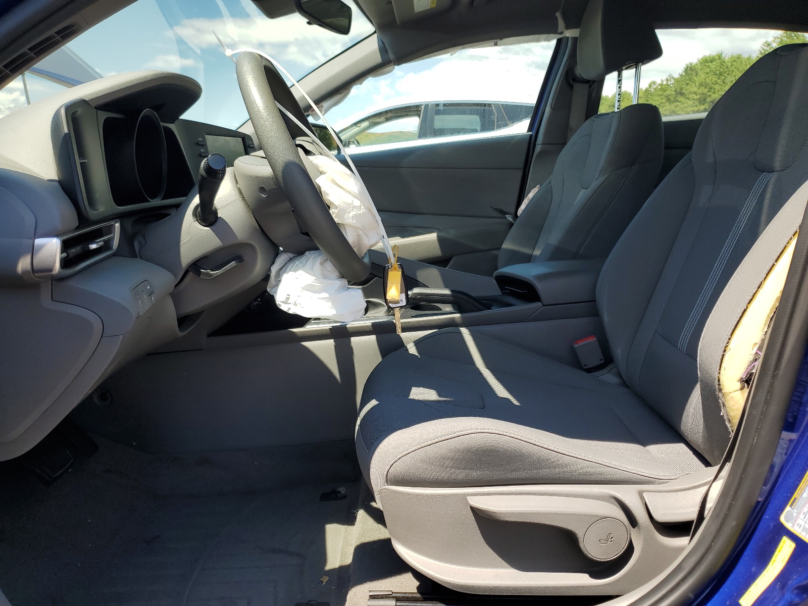 KMHLL4AG0NU308644 2022 Hyundai Elantra Se