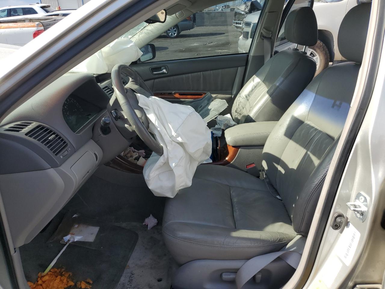 2003 Toyota Camry Le VIN: 4T1BE30K63U761315 Lot: 62767814