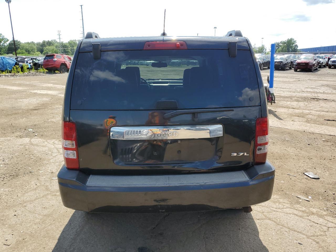 1J8GN58K78W266345 2008 Jeep Liberty Limited