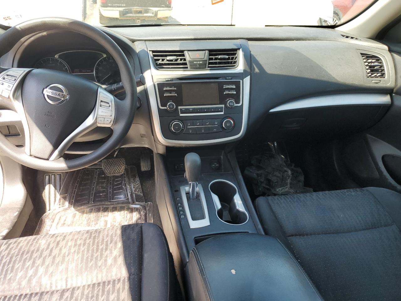 1N4AL3AP9GN366230 2016 Nissan Altima 2.5