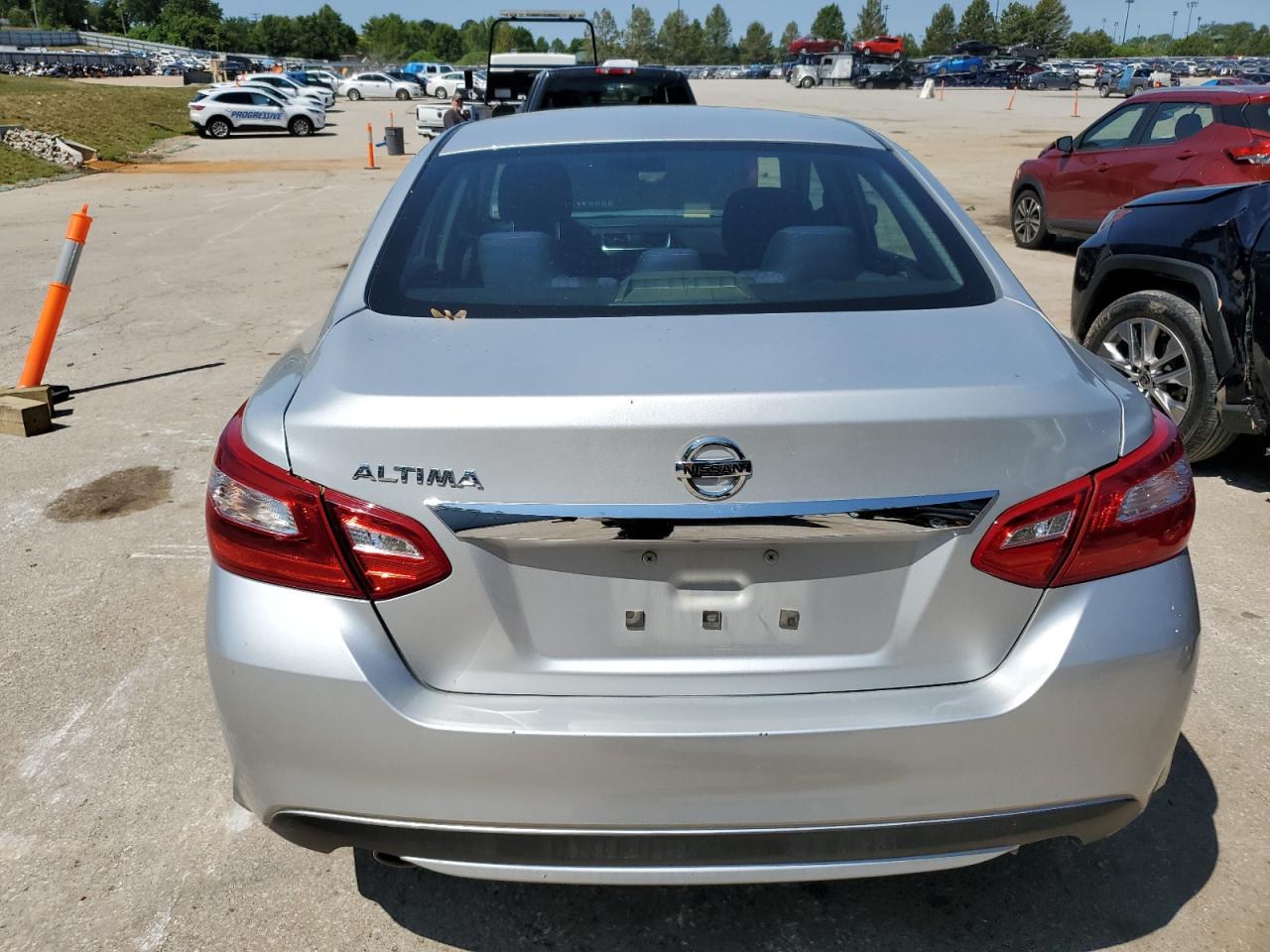 1N4AL3AP9GN366230 2016 Nissan Altima 2.5