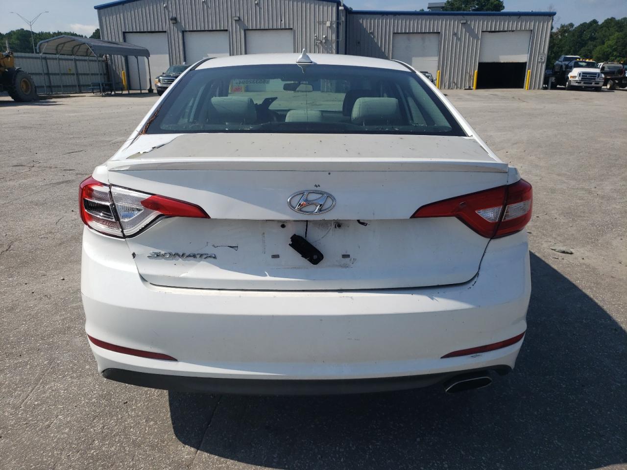 2016 Hyundai Sonata Se VIN: 5NPE24AFXGH404026 Lot: 65332094