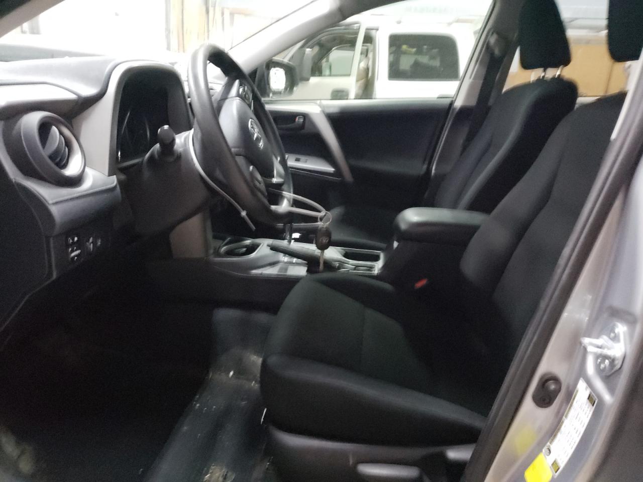 2017 Toyota Rav4 Le VIN: 2T3ZFREV0HW370094 Lot: 63529314