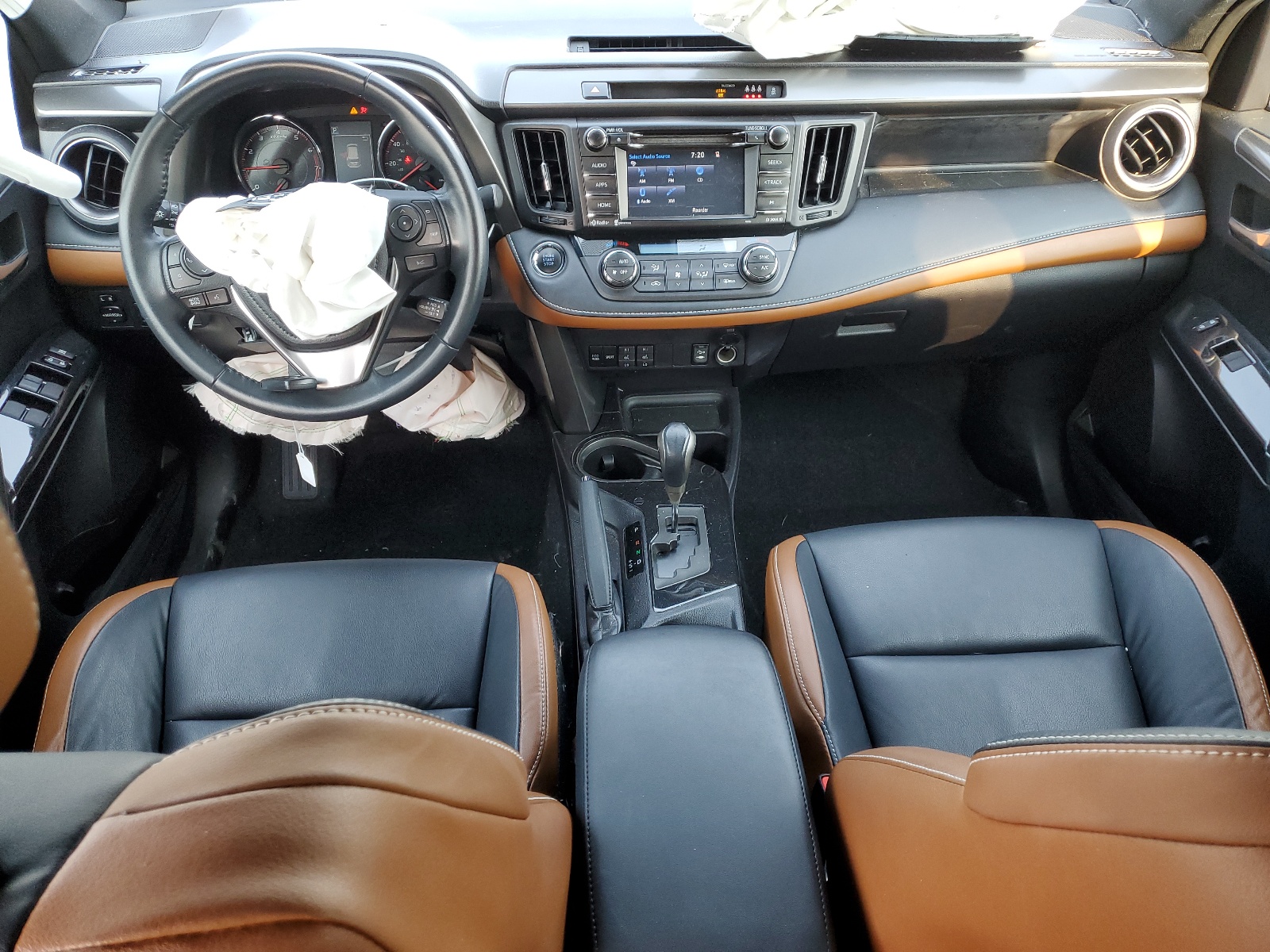 2T3JFREV3HW599639 2017 Toyota Rav4 Se