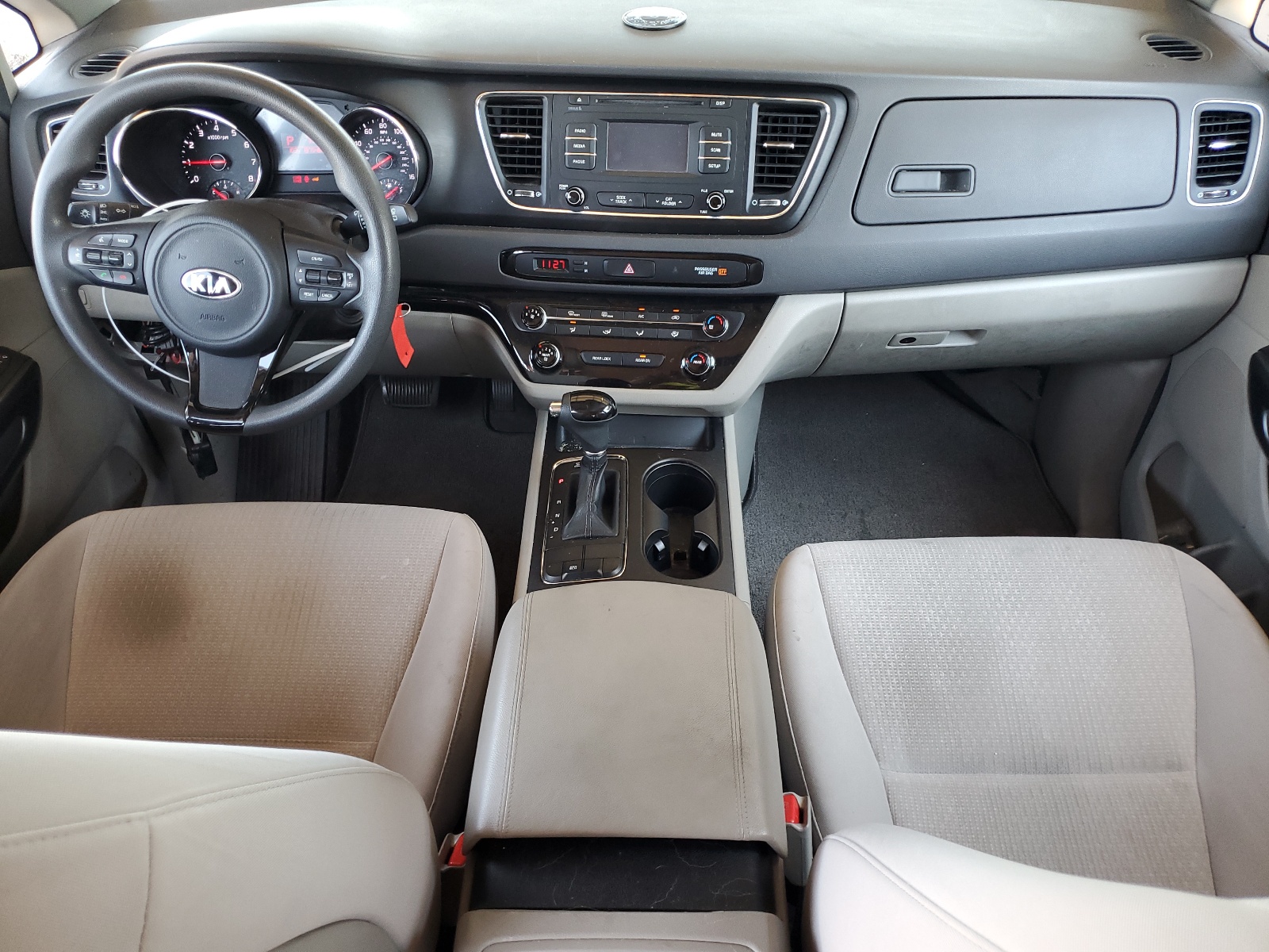 KNDMB5C12H6221475 2017 Kia Sedona Lx