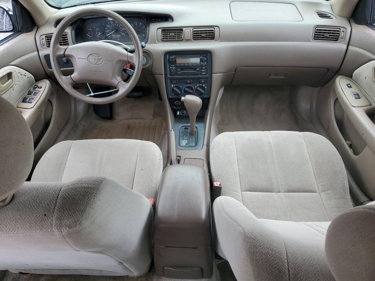 2000 Toyota Camry Ce VIN: 4T1BG22K8YU731208 Lot: 63730334