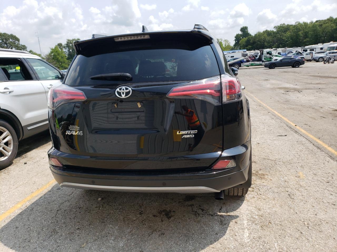2017 Toyota Rav4 Limited VIN: 2T3DFREV5HW655979 Lot: 64598774