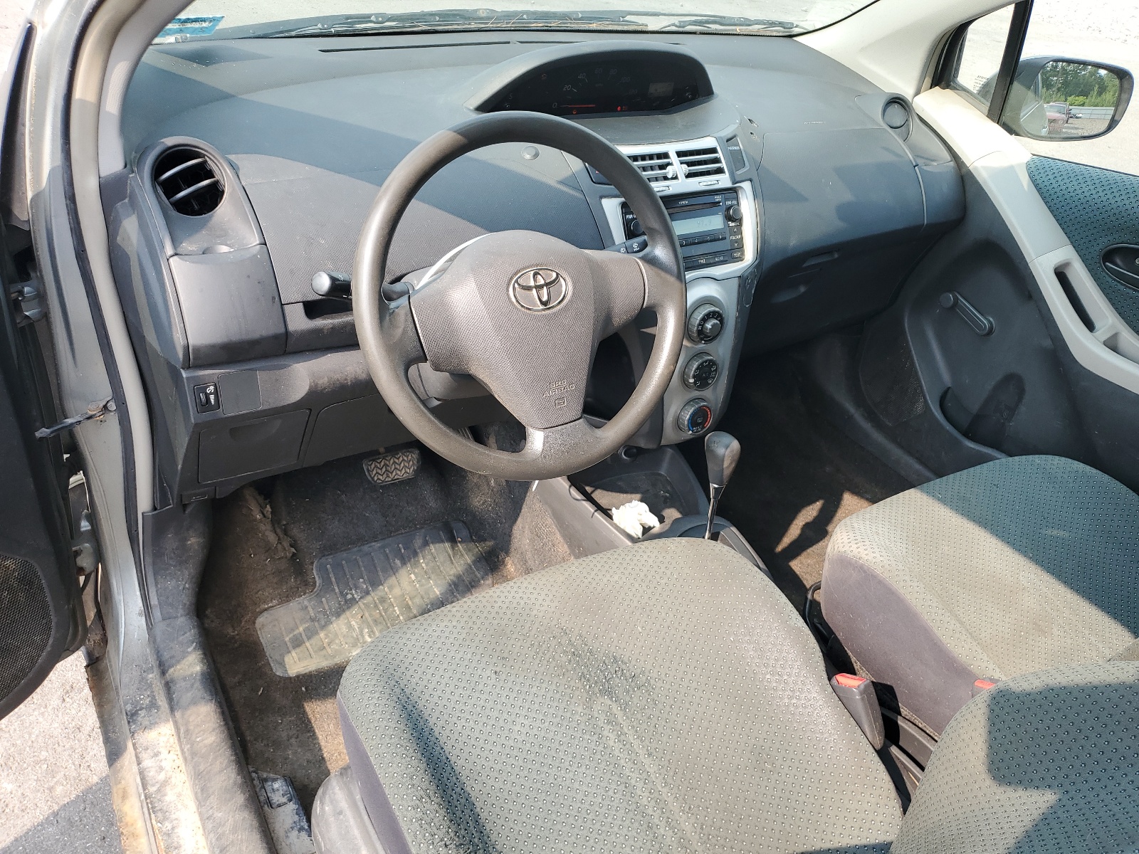 JTDJT923685165461 2008 Toyota Yaris