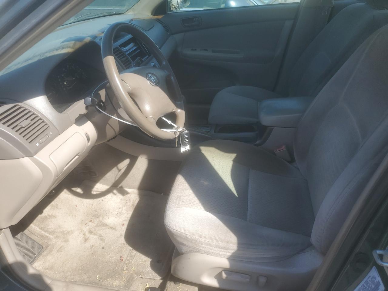 2003 Toyota Camry Le VIN: 4T1BE32K53U682926 Lot: 64897154