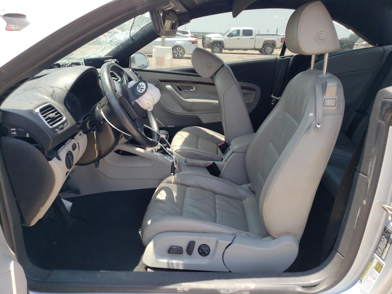 2008 Volkswagen Eos Lux VIN: WVWFA71F78V025740 Lot: 63290334