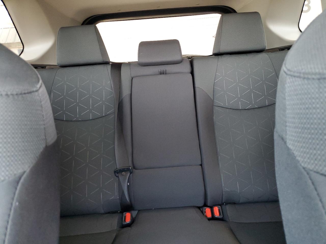 2024 Toyota Rav4 Xle VIN: 2T3W1RFV0RC267843 Lot: 64899084