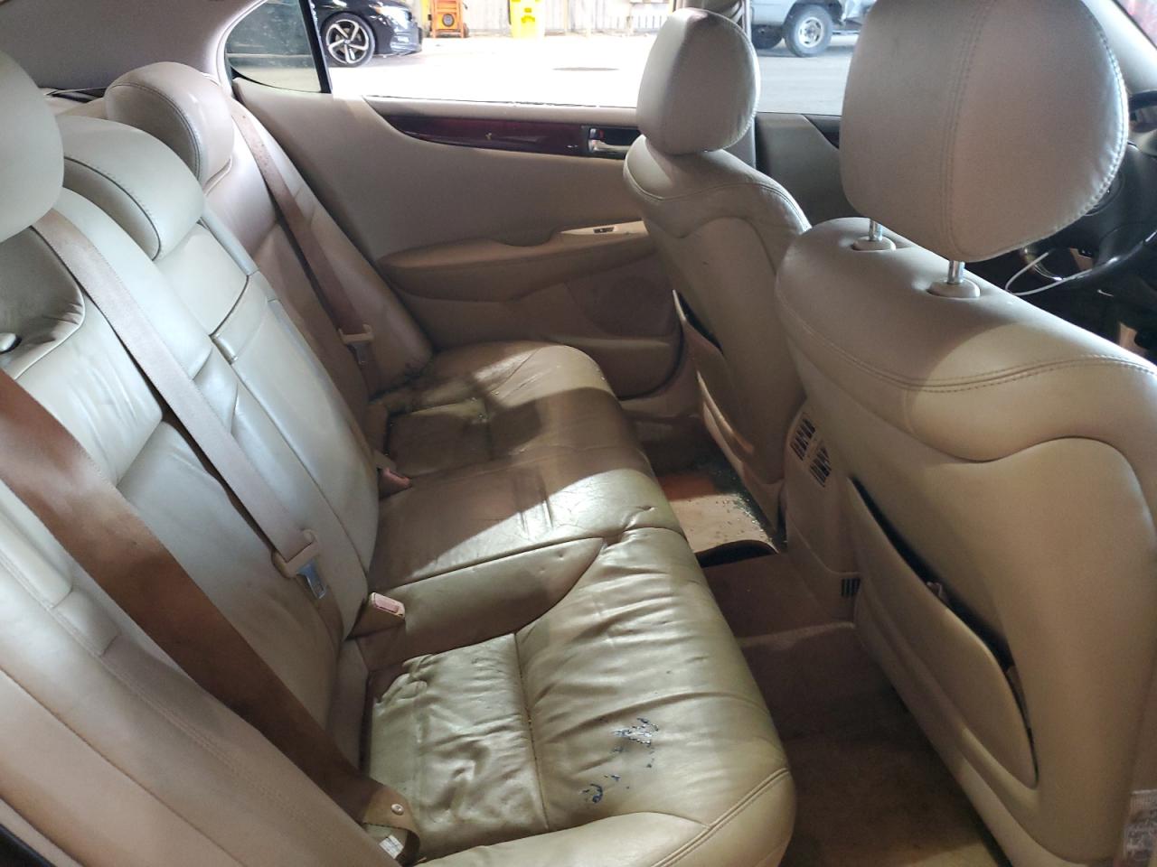 2004 Lexus Es 330 VIN: JTHBA30G445030128 Lot: 64231754