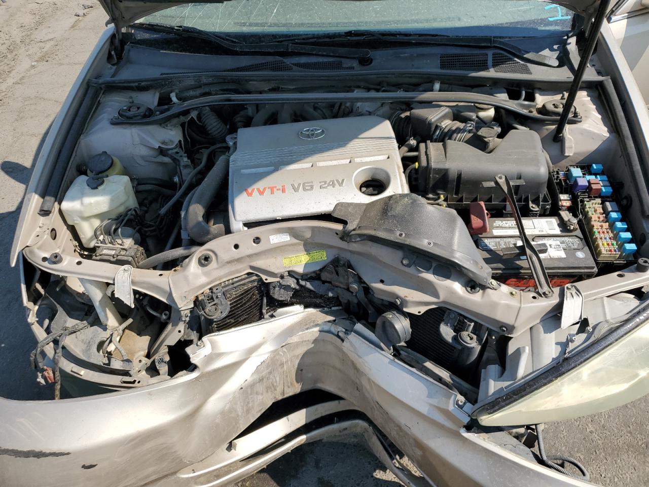 2004 Toyota Camry Le VIN: 4T1BF30K84U573636 Lot: 64698764