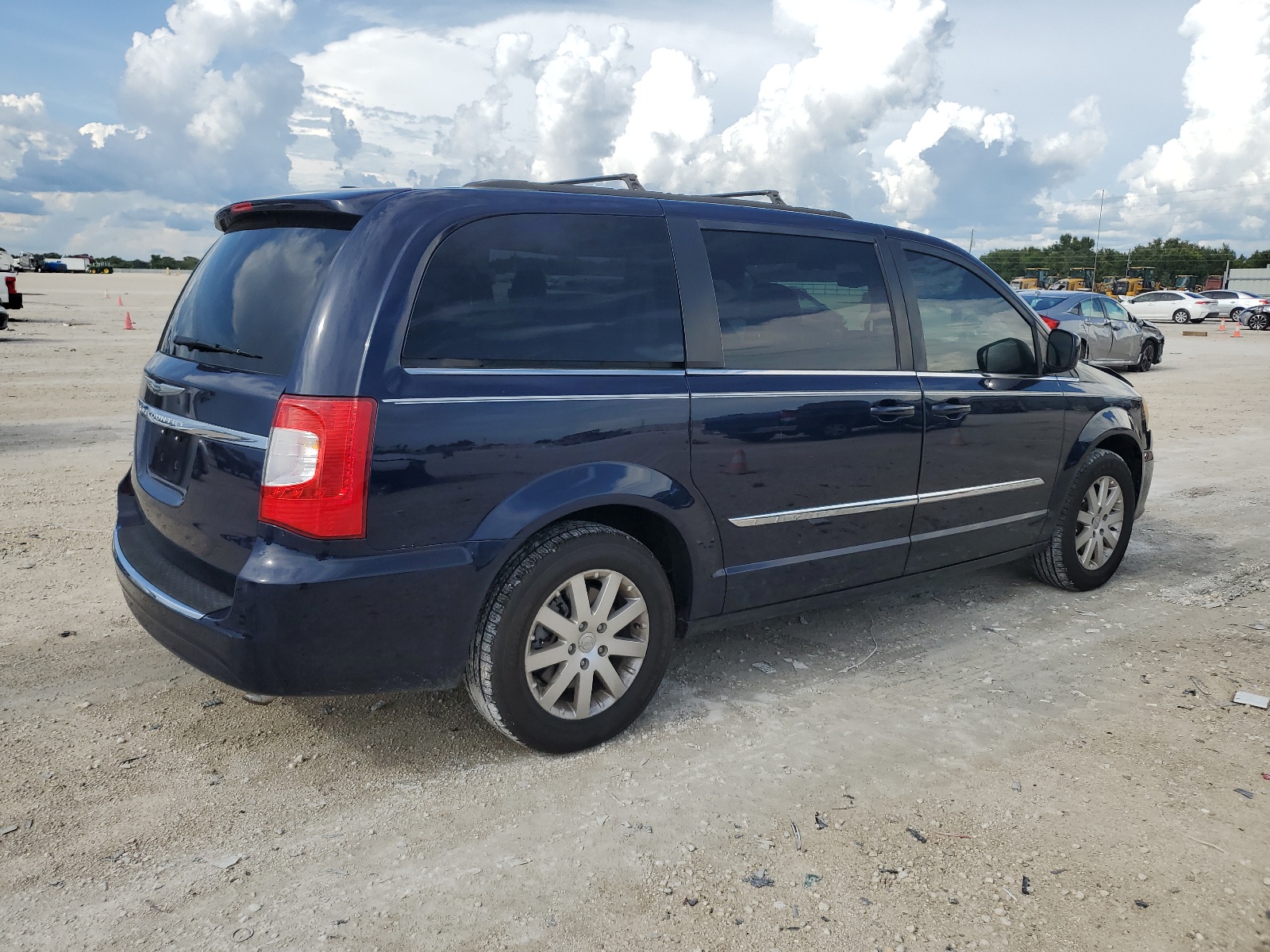 2C4RC1BG0ER176154 2014 Chrysler Town & Country Touring