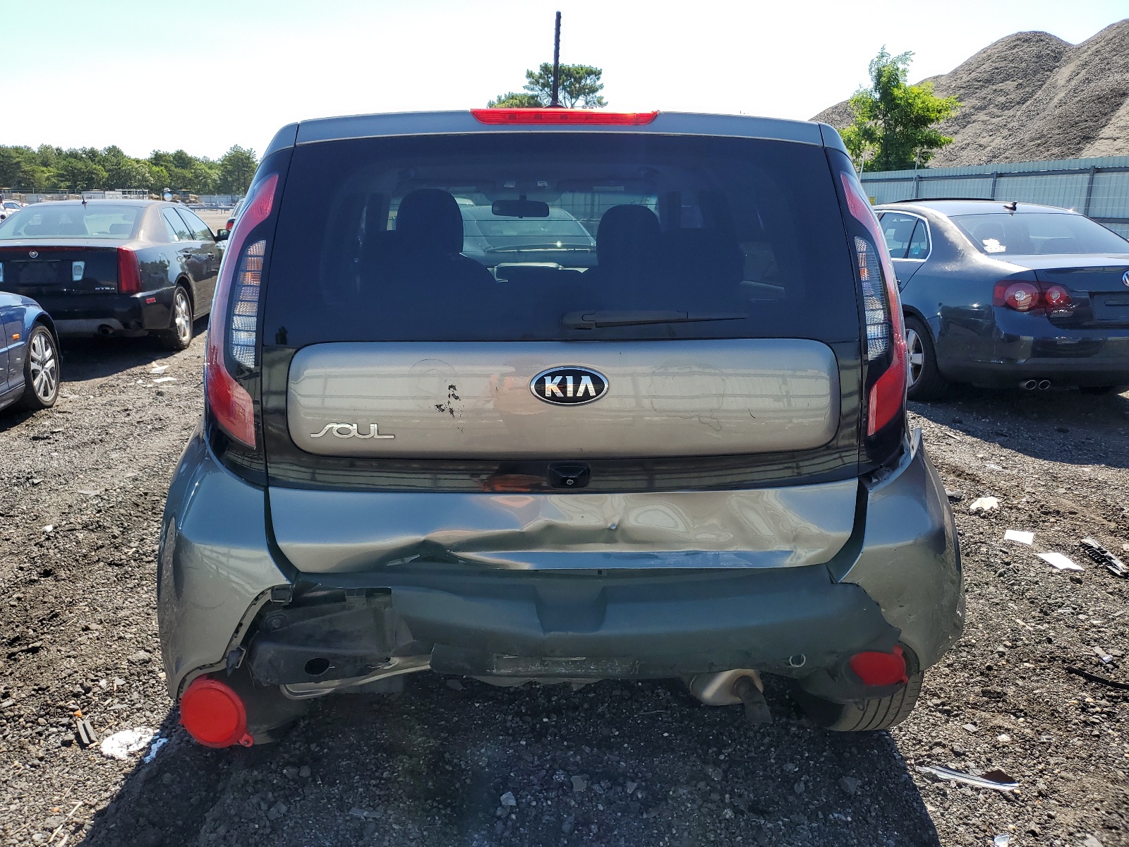 KNDJN2A27G7373832 2016 Kia Soul