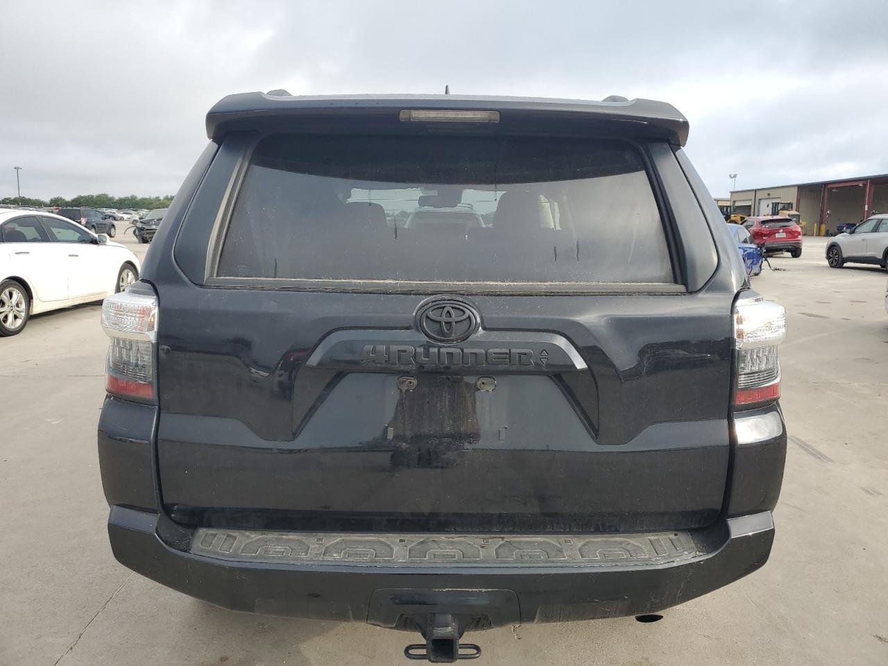 JTEEU5JR9P5300388 2023 Toyota 4Runner Sr5