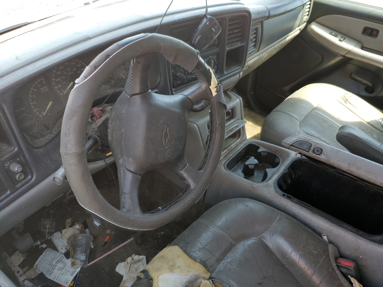 1GNEC13T21R101683 2001 Chevrolet Tahoe C1500